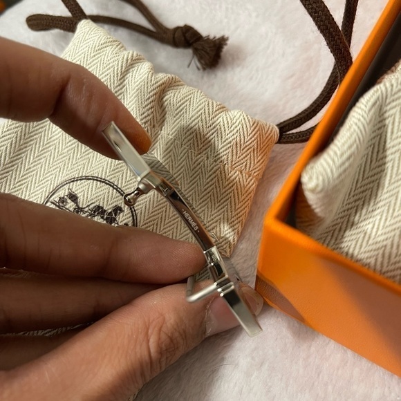 Authentic Hermes belt reversible - Picture 6 of 9